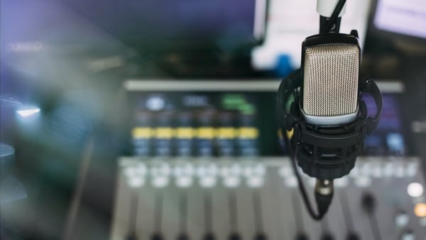 New accounts filed by the Rupert Murdoch-owned Wireless Radio (ROI) Ltd show its pre-tax losses narrowed by 42% from €4.44m to €2.58m in the 12 months to July 3