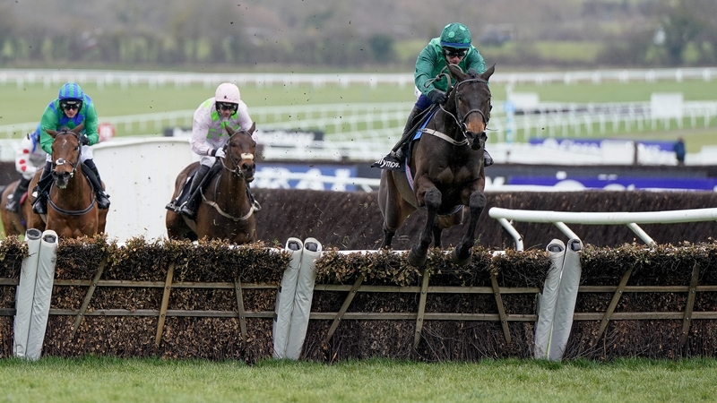 Impaire Et Passe clears the last under Paul Townend