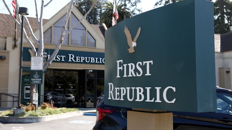 A consortium of 11 US private banks have announced they would deposit $30bn into First Republic