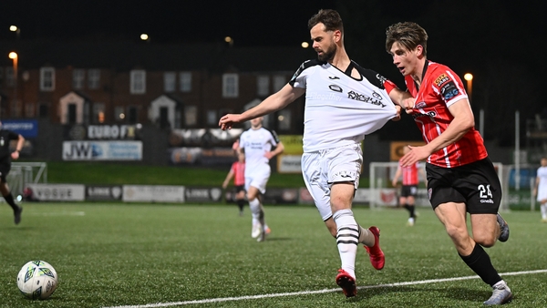 Greg Bolger of Sligo and Derry's Ollie O'Neill
