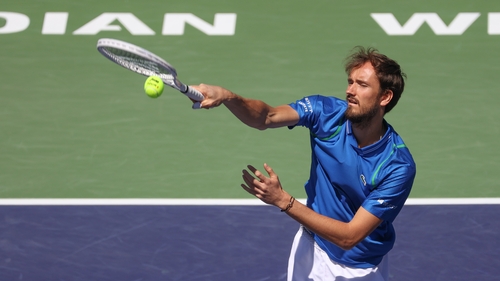Medvedev's excellent form continued