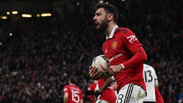 The United boss expects the Portuguese international to see out his current contract