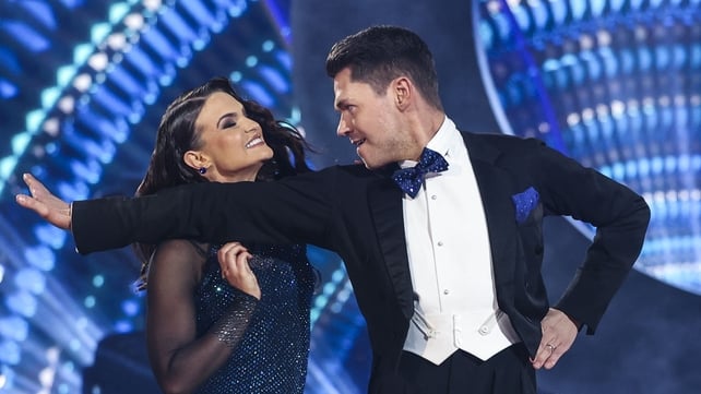 Last but not least, the final couple to dance competitively tonight were Damian and Kylee.