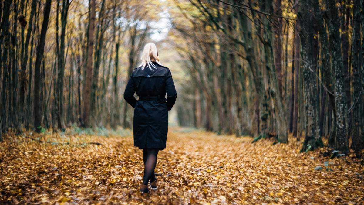 Overwhelmed doing favours for others? You might be a people pleaser