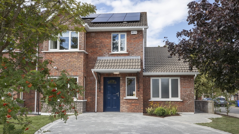 SSE Airtricity is on hand each week to provide expert guidance and best practices when it comes to lowering carbon emissions with energy upgrades in each home.