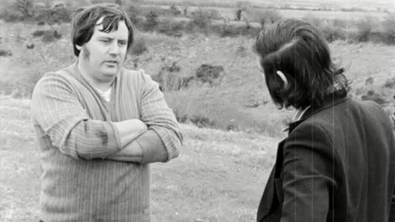 Hopeful American wrestler Tadgh Justice from County Cork with reporter Dick Hogan in 1973.