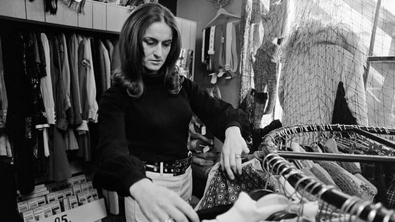 Fashion designer Hilary Dunphy (1973)