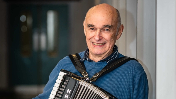Gradam Comaoine TG4 le bronnadh ar Frank McArdle