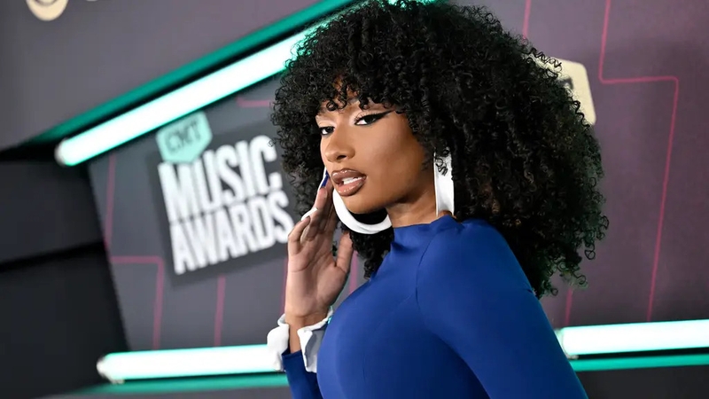 Stars from the world of country music and beyond descended on Austin, Texas for the annual awards show.