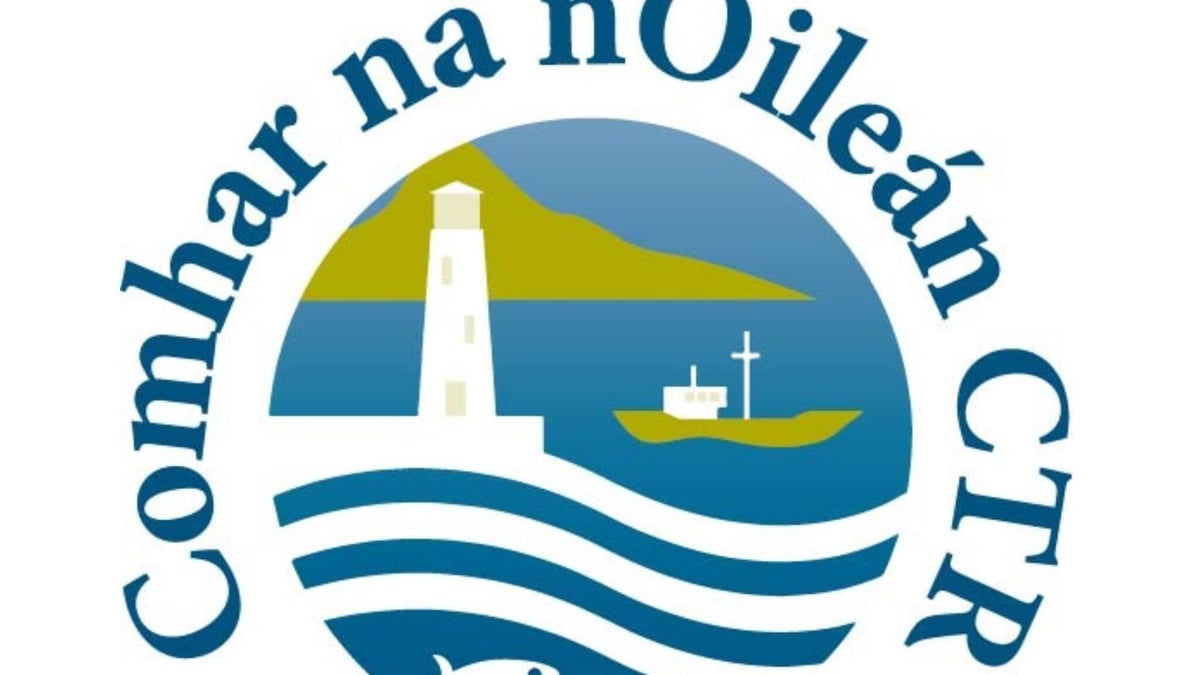 Máire Uí Mhaoláin, Príomhfheidhmeannach Comhar na nOileán.