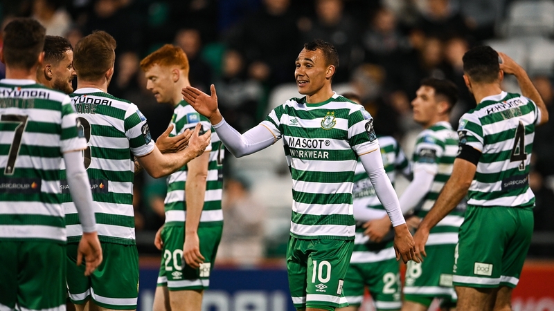 Graham Burke celebrates with his Shamrock Rovers team-mates