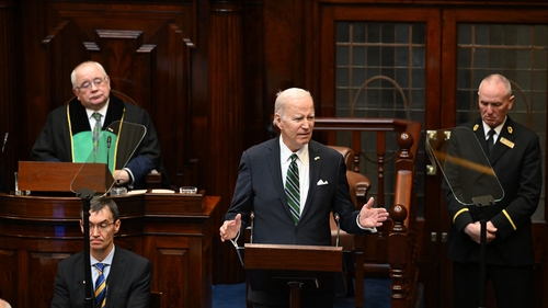 Uachtarán na Stát Aontaithe Joe Biden i nDáil Éireann