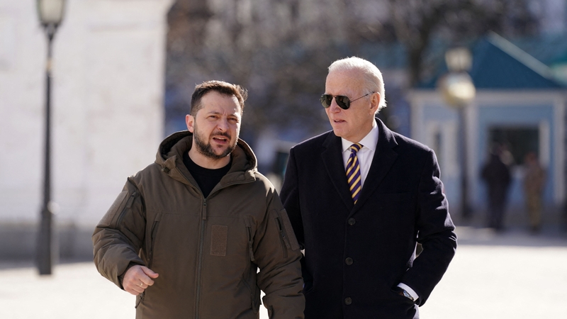 Ukrainian President Volodymyr Zelensky and US President Joe Biden. Getty Images.