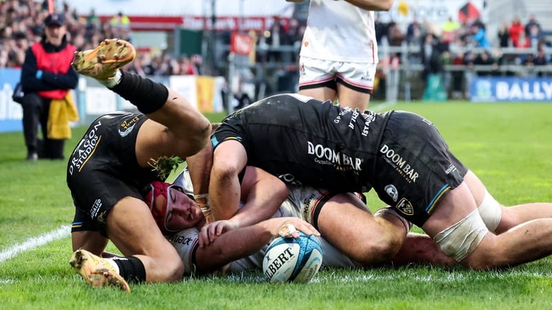 Tom Stewart's hat-trick saw him set a new URC record of 16 tries in a single season