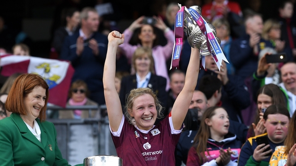 Galway captain Shauna Healy lifts the Very Camogie League Cup