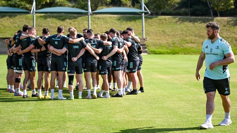 Sean O'Brien oversees Leinster training yesterday in Johannesburg