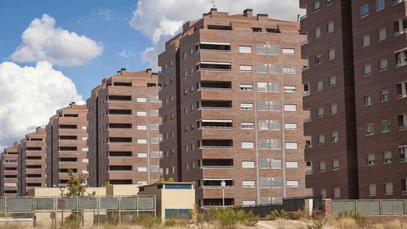 The Spanish government has approved plans to make up to 50,000 foreclosed homes available for affordable rent