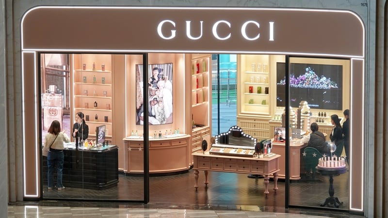 Fashion brands Gucci, Chloe and Loewe have been fined a combined €157m for breaches of EU competition rules