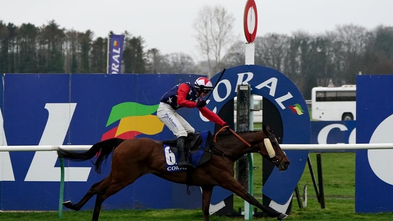 Kitty's Light passes the winning post at Ayr