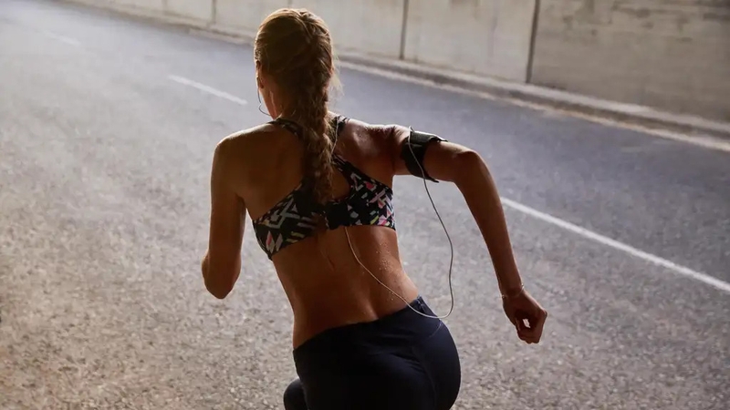 Greater breast support during running is associated with increased knee joint stiffness, which is linked to improved performance, researchers found.