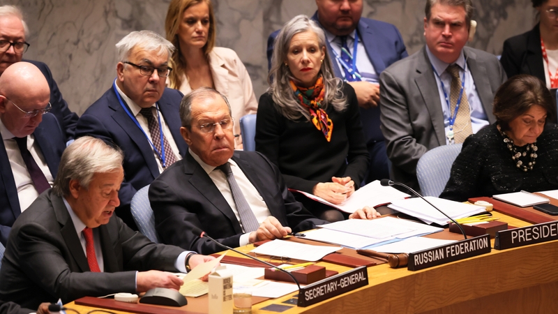 Antonio Guterres (front left) seated next to Sergei Lavrov (centre) in the UN Security Council