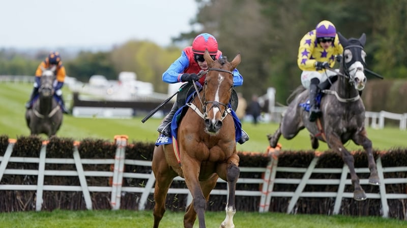 Facile Vega bounds clear of stablemate Il Etait Temps in the KPMG Champion Novice Hurdle