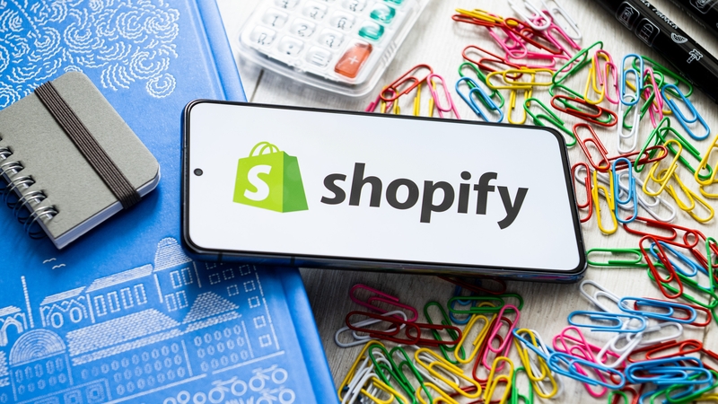 Shopify had 11,600 employees and contractors at the end of last year
