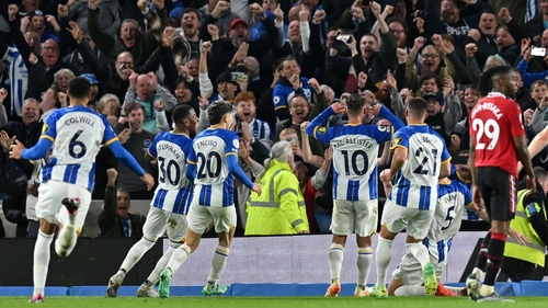 Alexis Mac Allister celebrates his injury-time winning penalty