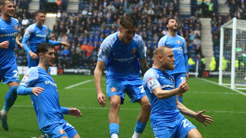 Alex Pritchard (far right) celebrates scoring Sunderland's second goal