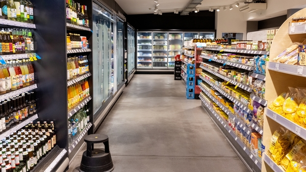 Grocery prices remain high despite a general decline in inflation