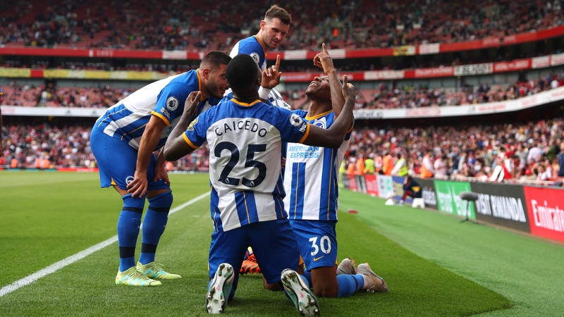 Pervis Estupinan of Brighton & Hove Albion celebrates