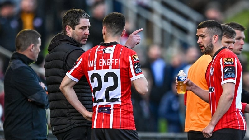Ruaidhrí Higgins in conversation with Jordan McEneff and Michael Duffy during the win over Dundalk
