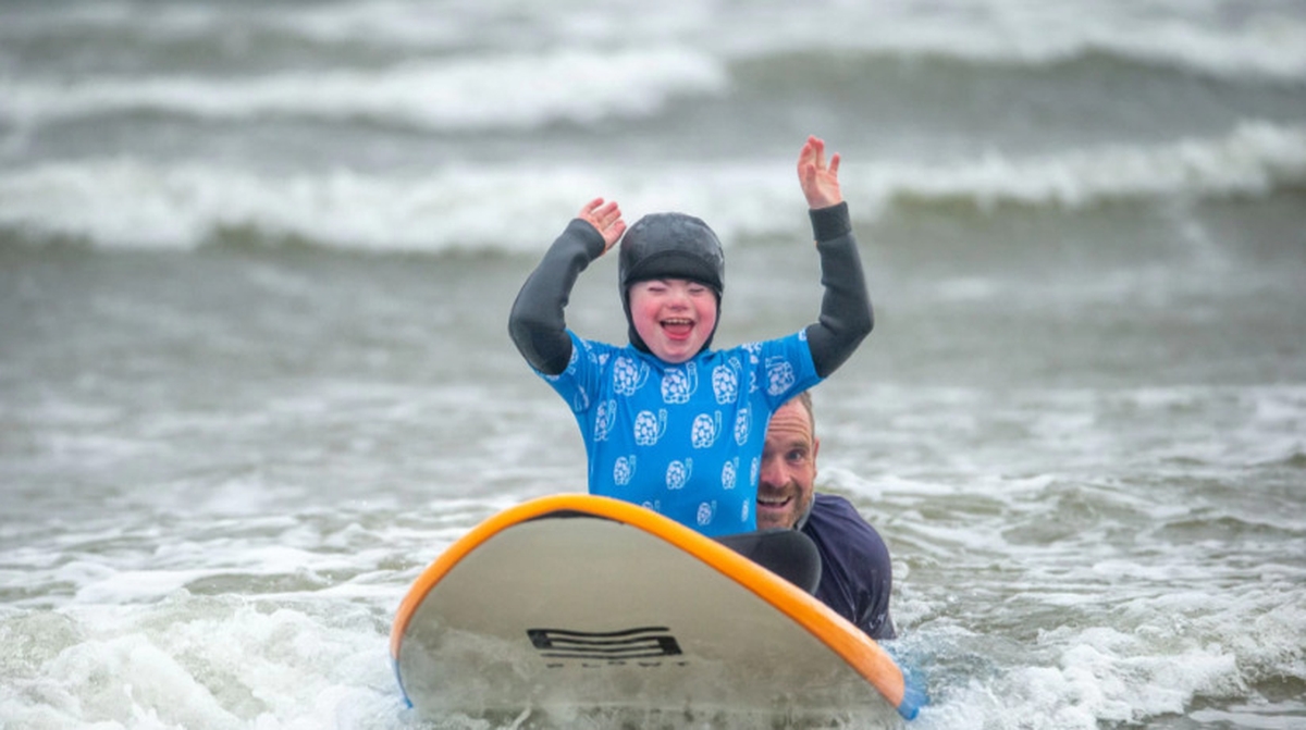 Finding solace on the waves: Evelyn visits Donegal’s inclusive surf programme 