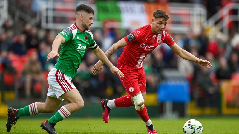 Kailin Barlow of Sligo Rovers in possession against Cork City's Aaron Bolger
