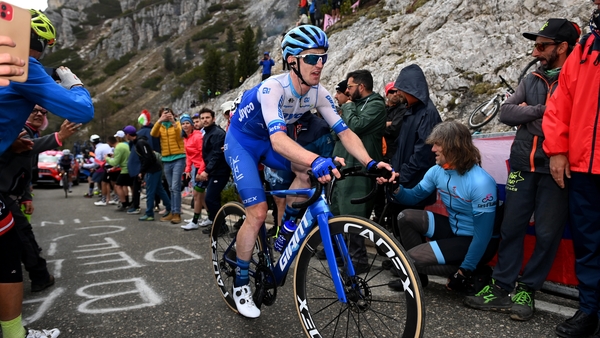 Eddie Dunbar in action during the 183km stage from Longarone to Tre Cime di Lavaredo