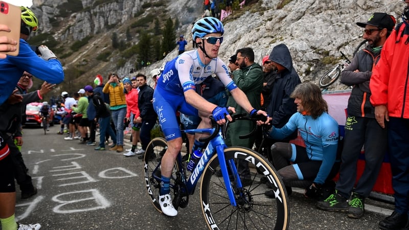 Eddie Dunbar in action during the 183km stage from Longarone to Tre Cime di Lavaredo