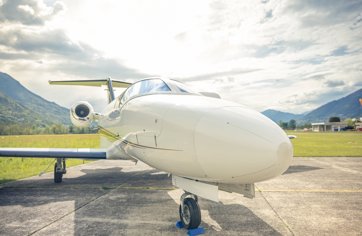 As France bans short-haul regional flights..including private jets...should Ireland follow suit?