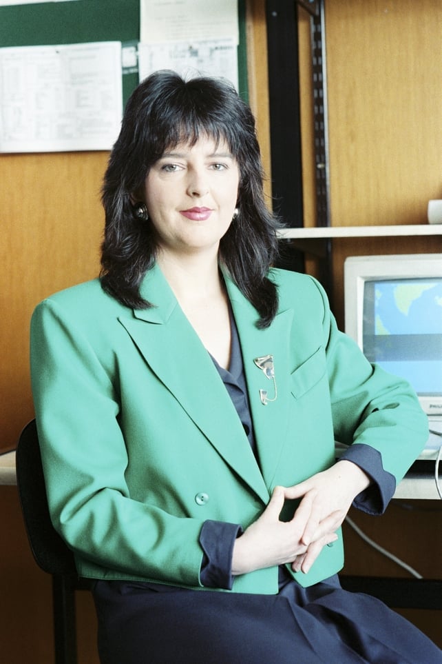 Evelyn Cusack, photographed in the weather presenters' office in RTÉ in March 1990.