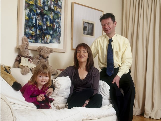 Evelyn Cusack with her partner Derek Foley and their daughter Fleur in 2002. This photo was published in an article in the RTÉ Guide on 13 December 2002.