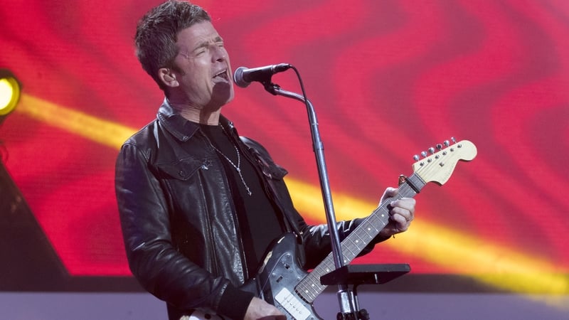 Noel Gallagher - "When things happen in your life that you can articulate, I tend to jump on them, and it makes for better art and it helps you come to terms with it"