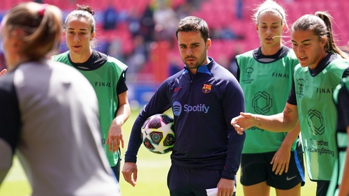 Jonatan Giraldez overseeing a Barcelona training session on Friday