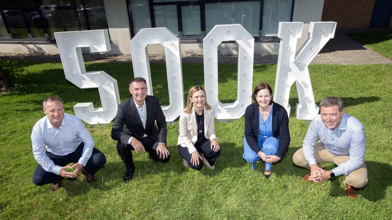 VEI Global co-CEO Conor Killeen, SIRO CEO John Keaney, Vodafone Ireland CEO, Amanda Nelson ESB Deputy CEO Marguerite Sayers and VEI Global co-CEO Lloyd O'Rourke