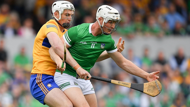 Conor Cleary in action against Kyle Hayes during last year''s Munster decider
