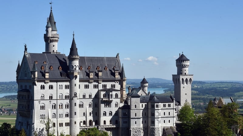 Neuschwanstein combines an idealised medieval exterior with architectural techniques considered cutting-edge at the time