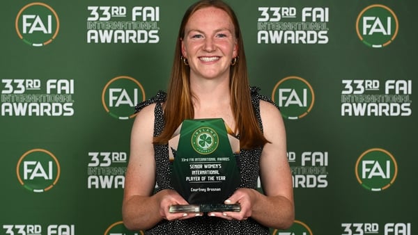 Courtney Brosnan with her award