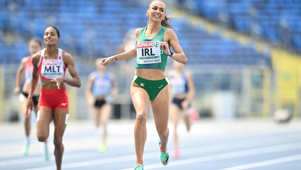 Sharlene Mawdsley crosses the line to win the women's Division 3 400m