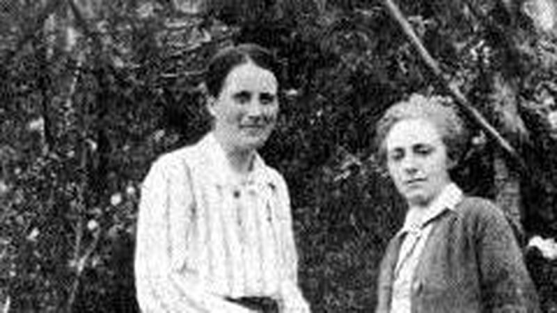 Madeleine ffrench-Mullen (right) and her partner Dr Kathleen Lynn (Photo: RCPI/Wikipedia Commons)