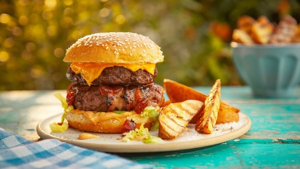 Juicy beef burgers, oozing cheese and crisp bacon is a match made in heaven.