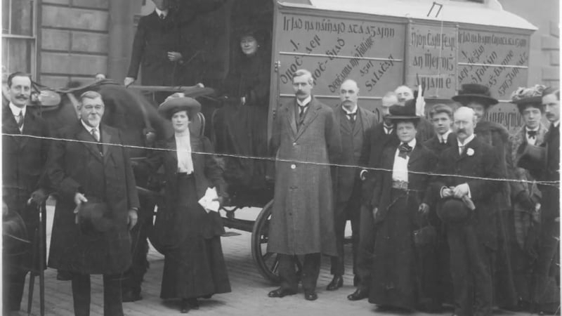 Lady Aberdeen in the driving seat of the tuberculosis information caravan Éire. Photo: National Archives of Ireland