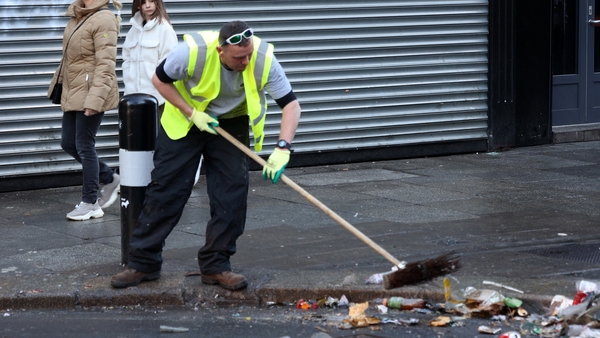 The suvey showed Dublin City Centre deteriorated from 'moderately littered' to 'littered' (pic:RollingNews.ie)